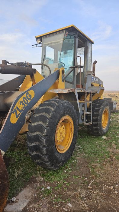 Погрузчик,(китай)