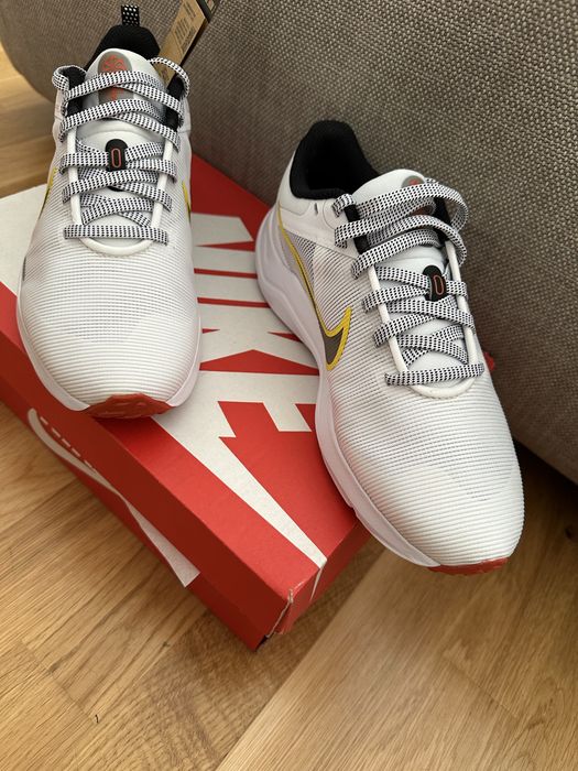 Нови маратонки Nike Running