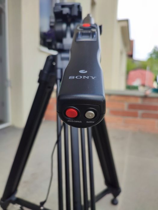 Trepied profesional SONY