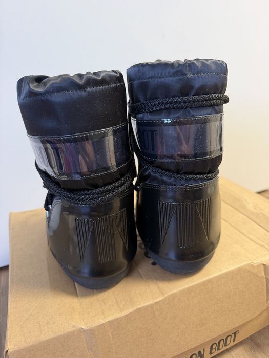 Детски апрески moon boot