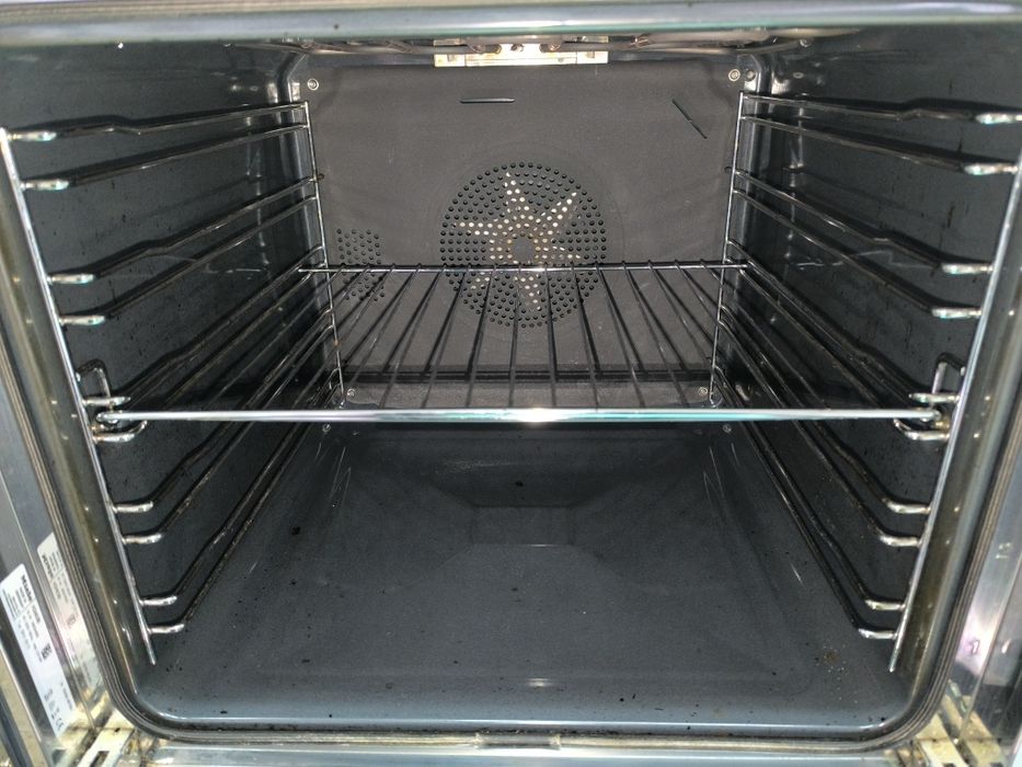 Фурна Miele H 2463 B - 76 литра.