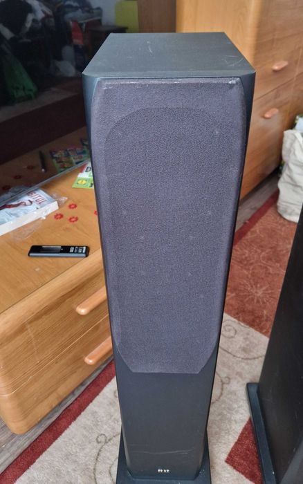 Boxe coloane ELAC FS 57 stare foarte buna