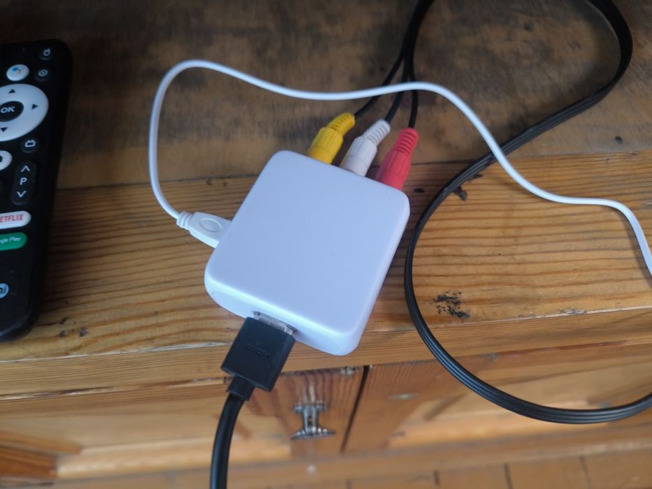 LG Flatron+mi box s 2k voice+hdmi to AV changer (hammasi birga)