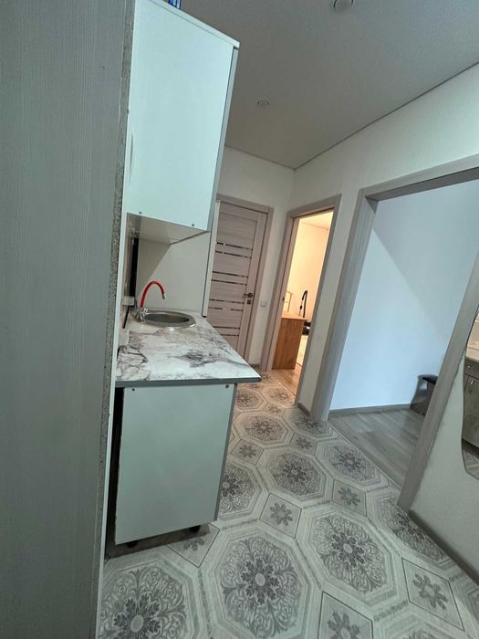 Продам 1 ком в 19 мкр