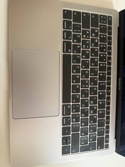 MacBook Air 13” в отличном состоянии