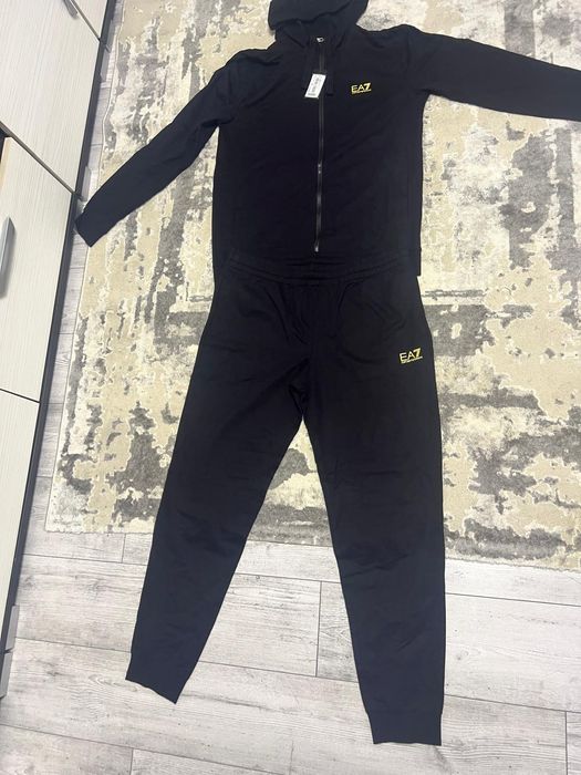 Trening armani ea7