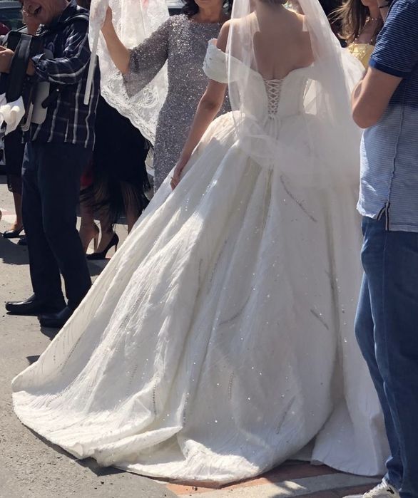 Vand rochie de mireasa Igne Iplik Moda