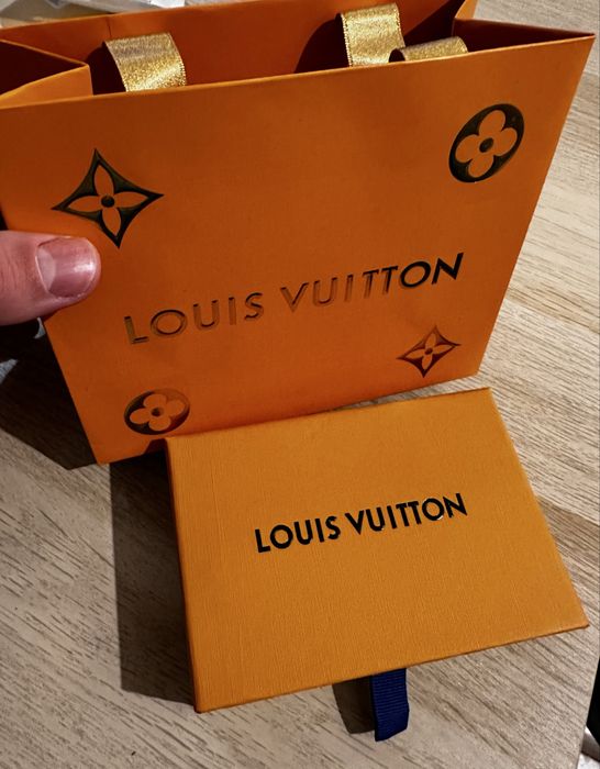 Louis Vuitton Дамски Обеци