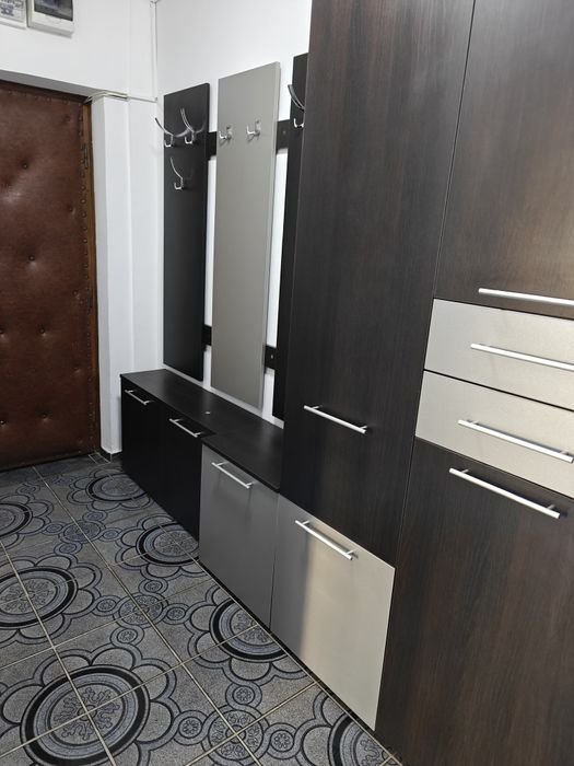 Apartament cu 2 camere de închiriat