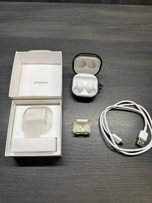 Vand Casti Samsung Galaxy Buds 2