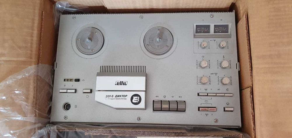 Катушечный магнитофон Эльфа 201-3 «Диктор»