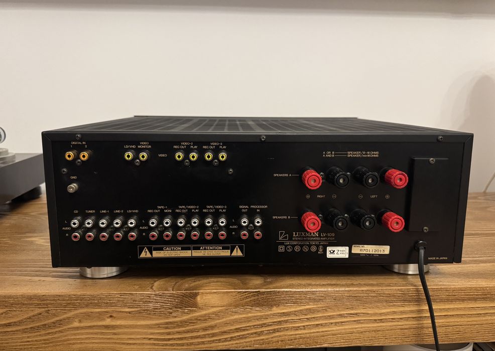 Amplificator Luxman LV - 109