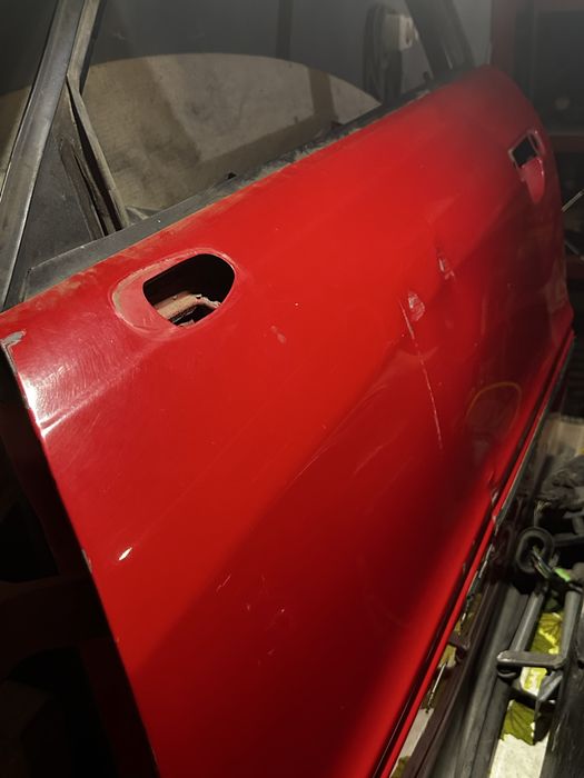 Продам двери на Audi B4 1992 г.