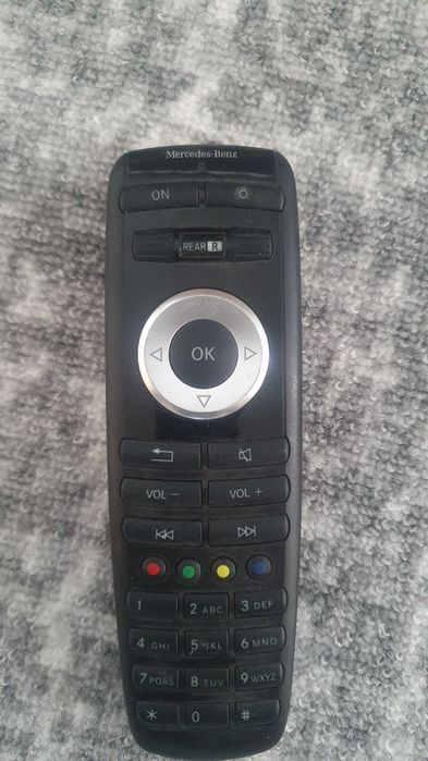 Дистанционно Mercedes