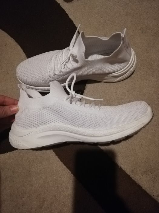 Дамски обувки,сникърси,маратонки,кецове