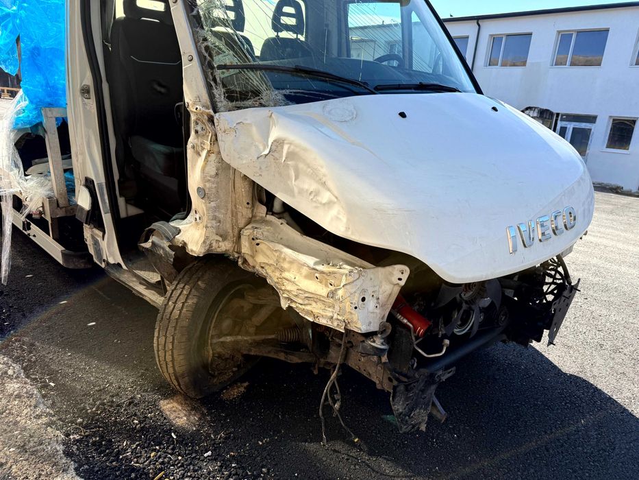 Iveco Daily platforma avariat