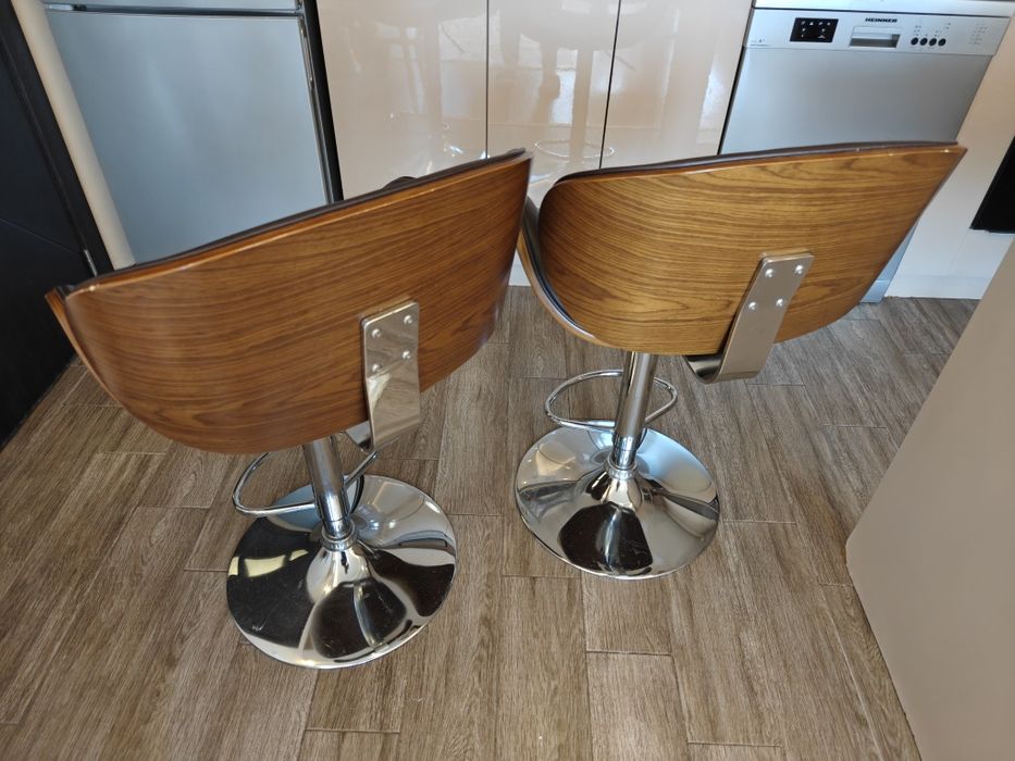 Бар столове 2бр.