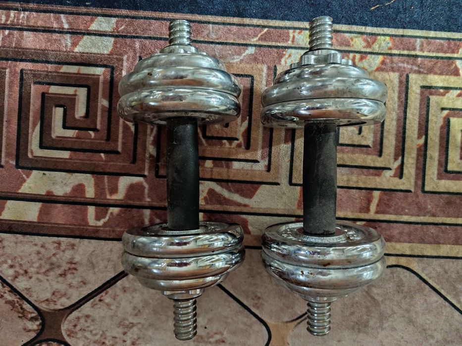 Продам гантели в хорошем состоянии