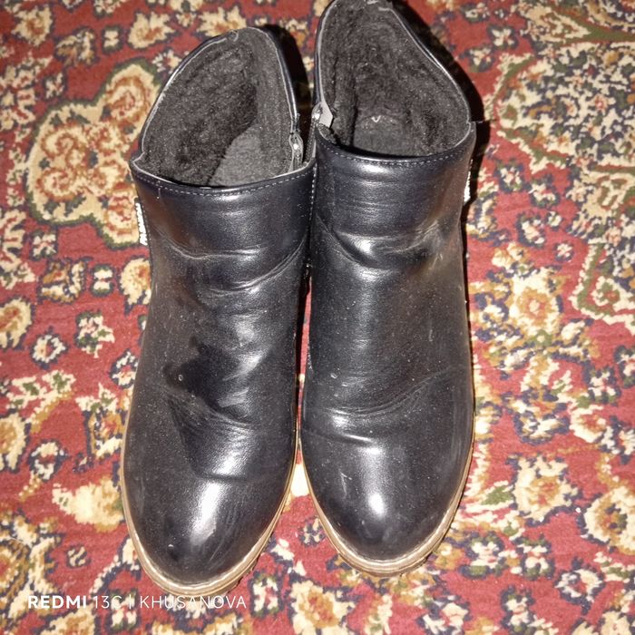 Qishgi polsapog va kelinlar uchun oyoq kiyim