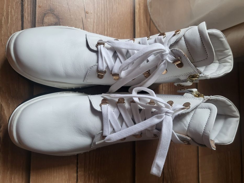 Twinset боти в бяло