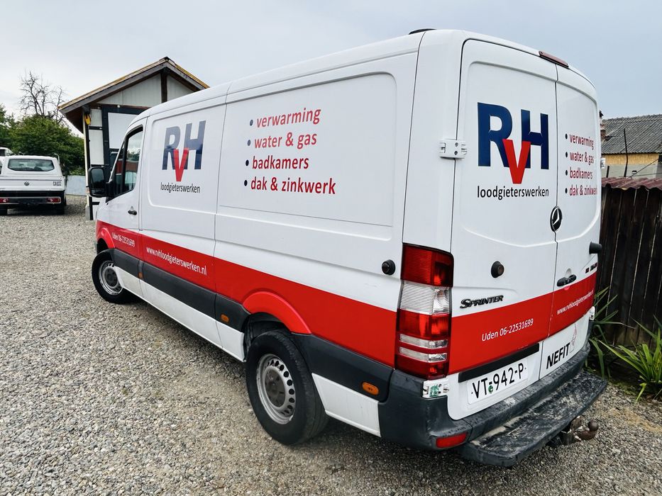 Mercedes Sprinter 216 / Varianta Mediu