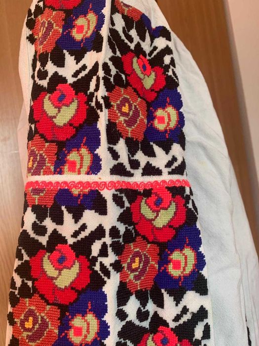Ie vintage traditionala bumbac manual alb/negru/rosu/mov M/L