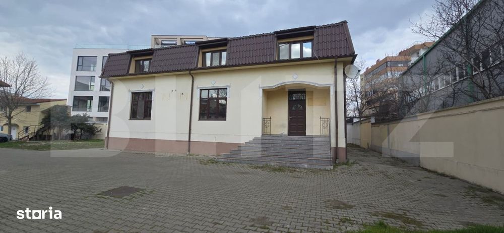 Spatiu comercial tip casa, D+P+M, 440 mp, zona centrala Craiova