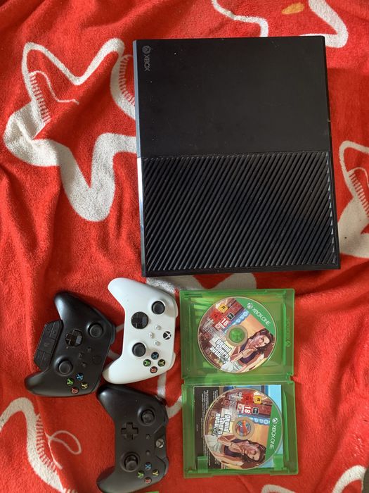 Vănd xbox one.