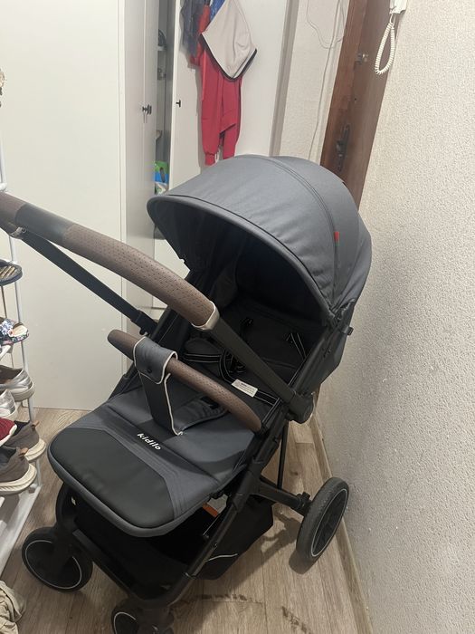 Продам  коляску Кидило