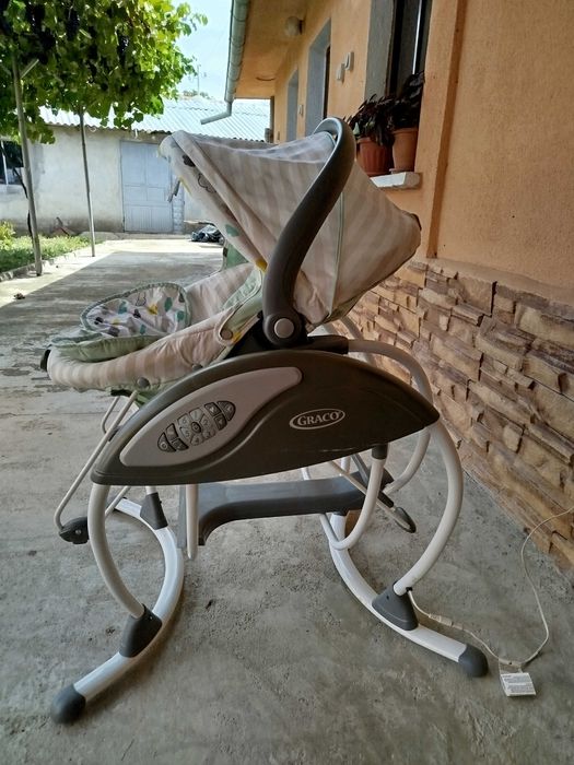Ел.бебешка люлка GRACOперфектно състояние