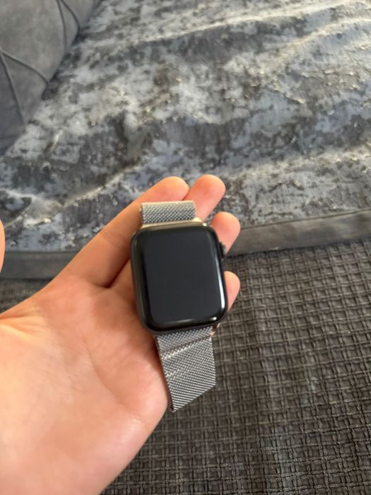 Apple watch продам