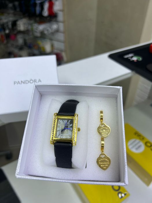 Подарки для женщин