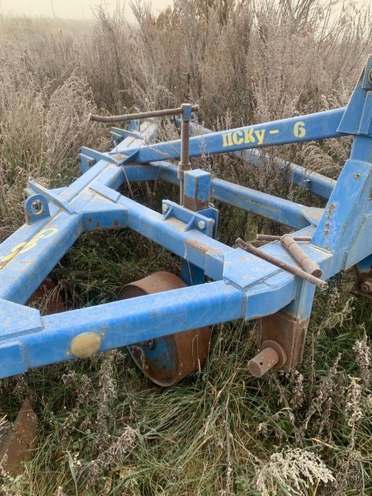 Продам плуг для селхозтехники . В отл состоянии