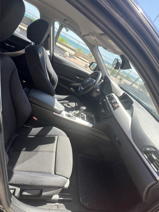 BMW Seria3 318D unic proprietar din reprezentanta