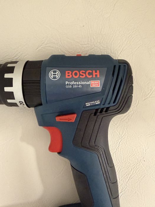 Bosch Professional GSB 18v-45