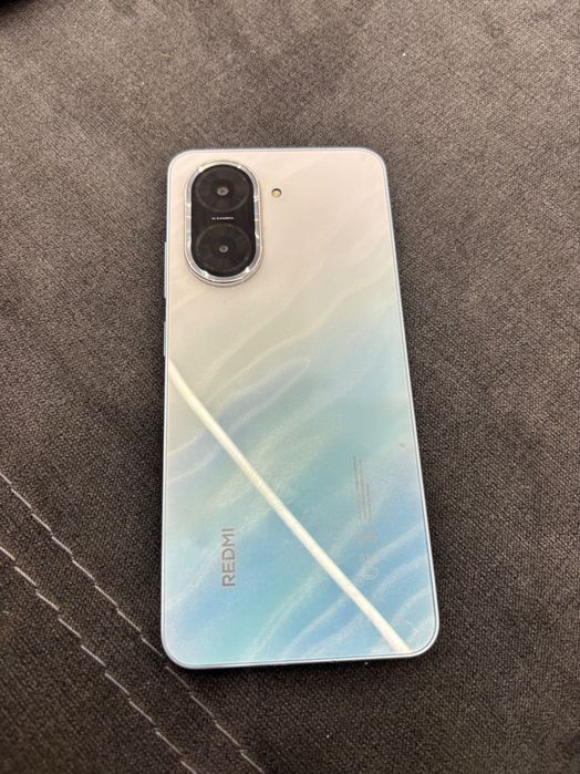 Продавам Redmi a5