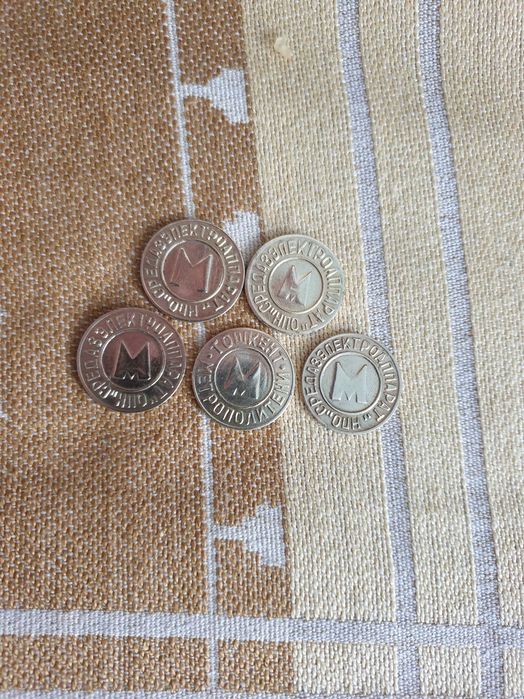 Продам жетоны на метро