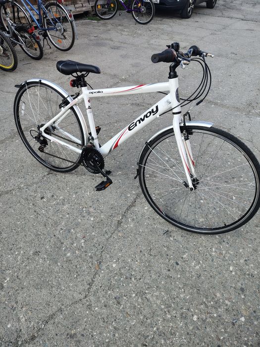 Bicicleta Cursiera Apollo Envoy roti700x28c cadru aluminiu.