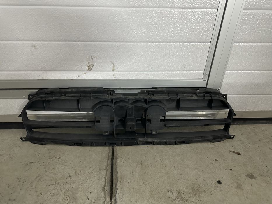 Grila originala audi a4 b8.5