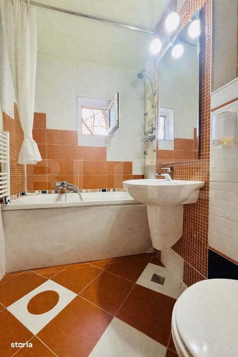 Apartament cu 2 camere, decomandat, 2 balcoane – la 3 min de Iulius