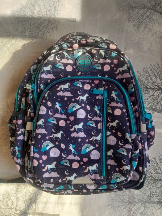 Раница за училище