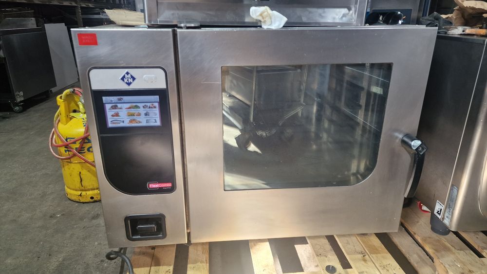 MKN Cuptor convectie gastronomic   6-10 tavi gaz- curent