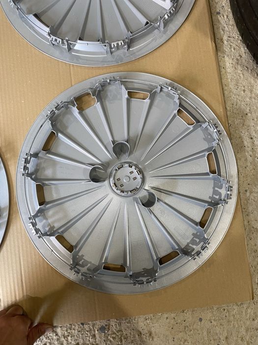 16 цола Тасове Ауди , Audi