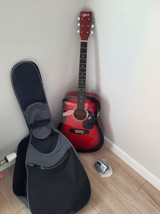 Гитара 6ти  струнная.