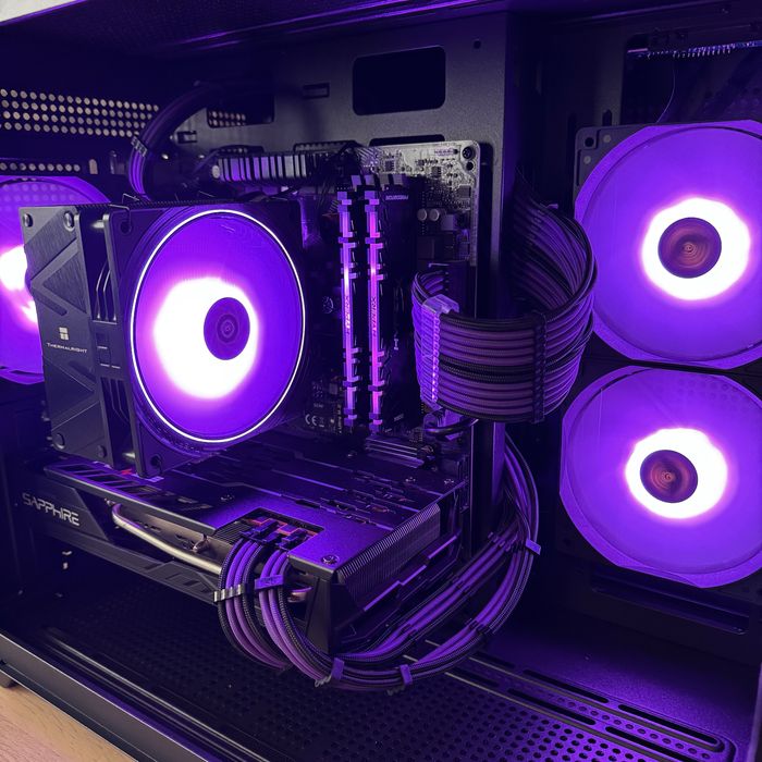 ЛИЗИНГ! Геймърски компютър Ryzen 5 / RX 5700 XT / 16GB RAM / SSD