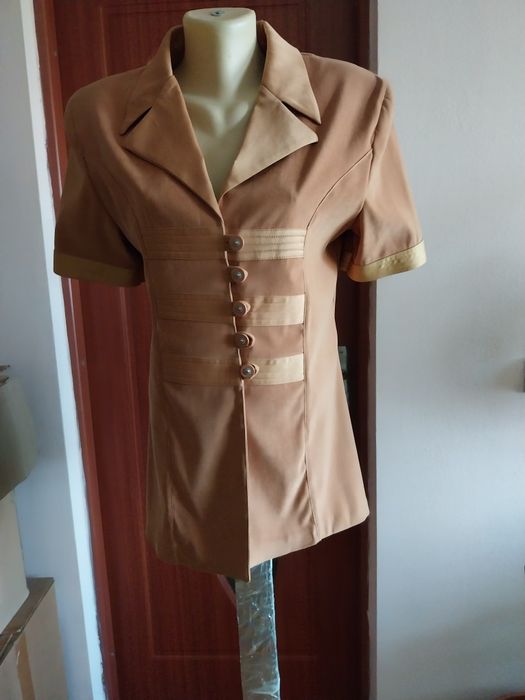 Taior damă super elegant.