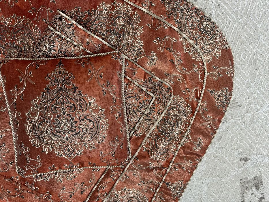 Шикарное покрывало на кровать