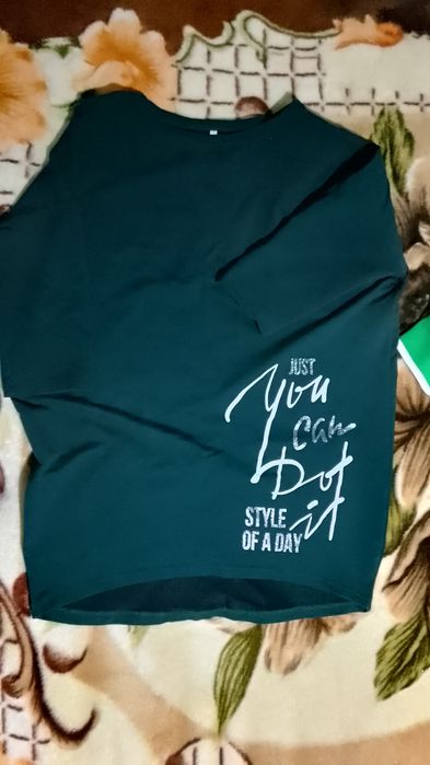 Продам платья и туники