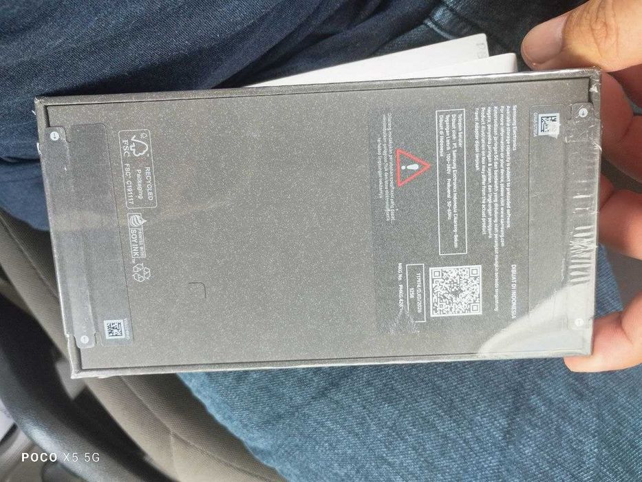 Samsung S26 12/256 c гарантей 800 доллар можно обмен