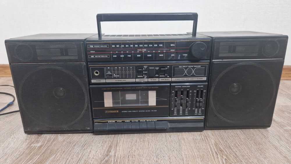 Магнитофон бумбокс 80-х